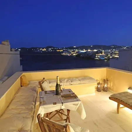 Vaporia Verandas - Ermoupoli, Syros * Ermoupoli