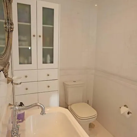 Vaporia Verandas - Ermoupoli, Syros * Ermoupoli