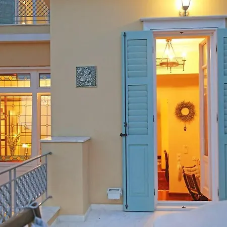 Vaporia Verandas - Ermoupoli, Syros Holiday home